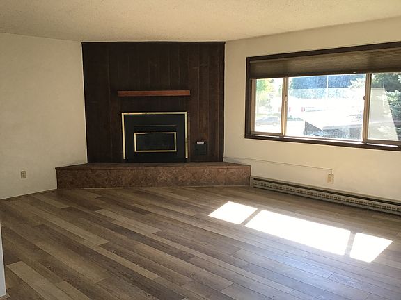 3rd image of 2101 S Garfield St APT 11