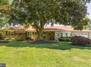 988 Weikel Rd, Lansdale, PA 19446