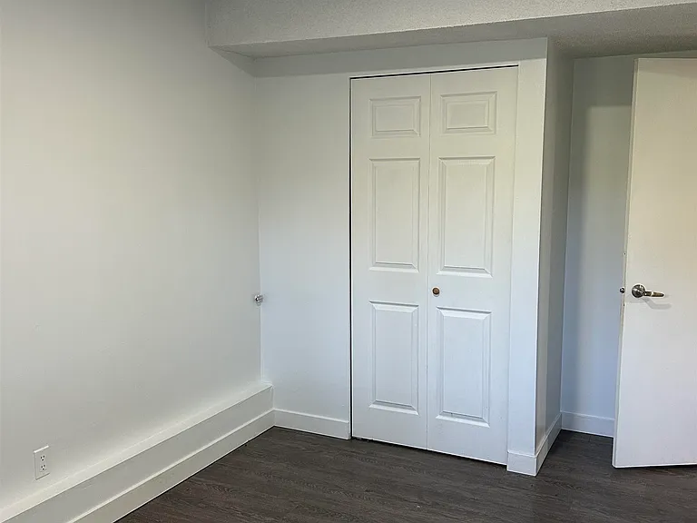 10591 Agassiz Ct — Photo 7