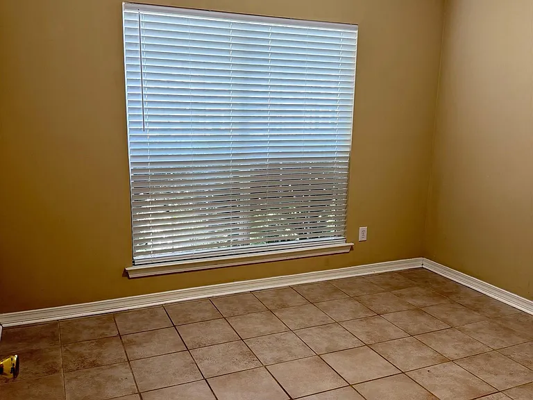 406 Belle Chase Ct S — Photo 6