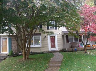 9036 Golden Leaf Ct, Springfield, VA 22153