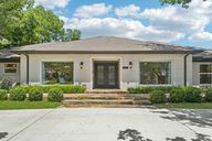 Lupton Dr-L3007-001.jpg