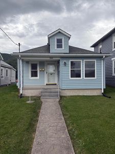 719 N Pocahontas Ave, Covington, VA, 24426