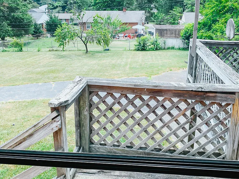 3615 Cedar Ln — Photo 20