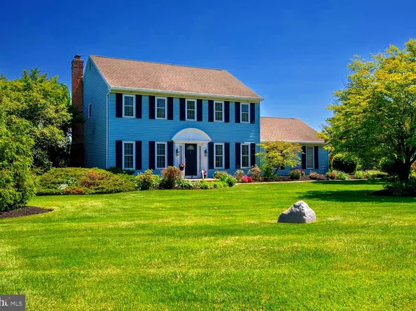 87 Ivy League Dr, Kutztown, PA 19530