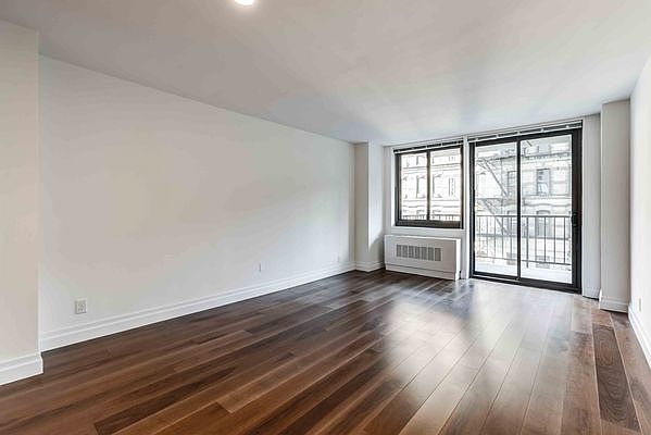1st image of 200 E 82nd St APT 9C