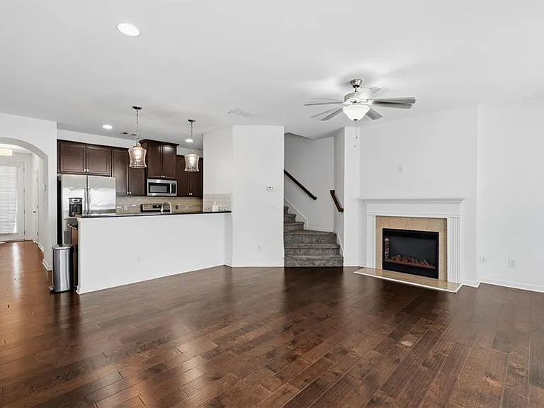 4987 Longview Walk — Photo 1