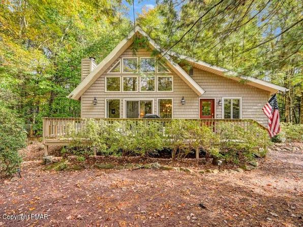 204 Split Rock Ln, Pocono Pines, PA 18350
