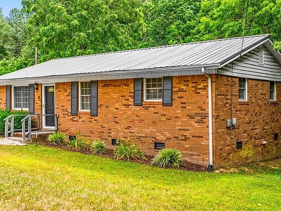 3rd image of 5479 Kimberly Ln