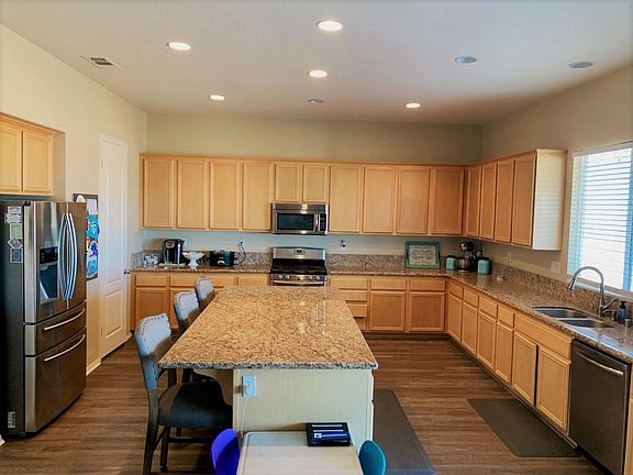 4th image of 12378 Macintosh St