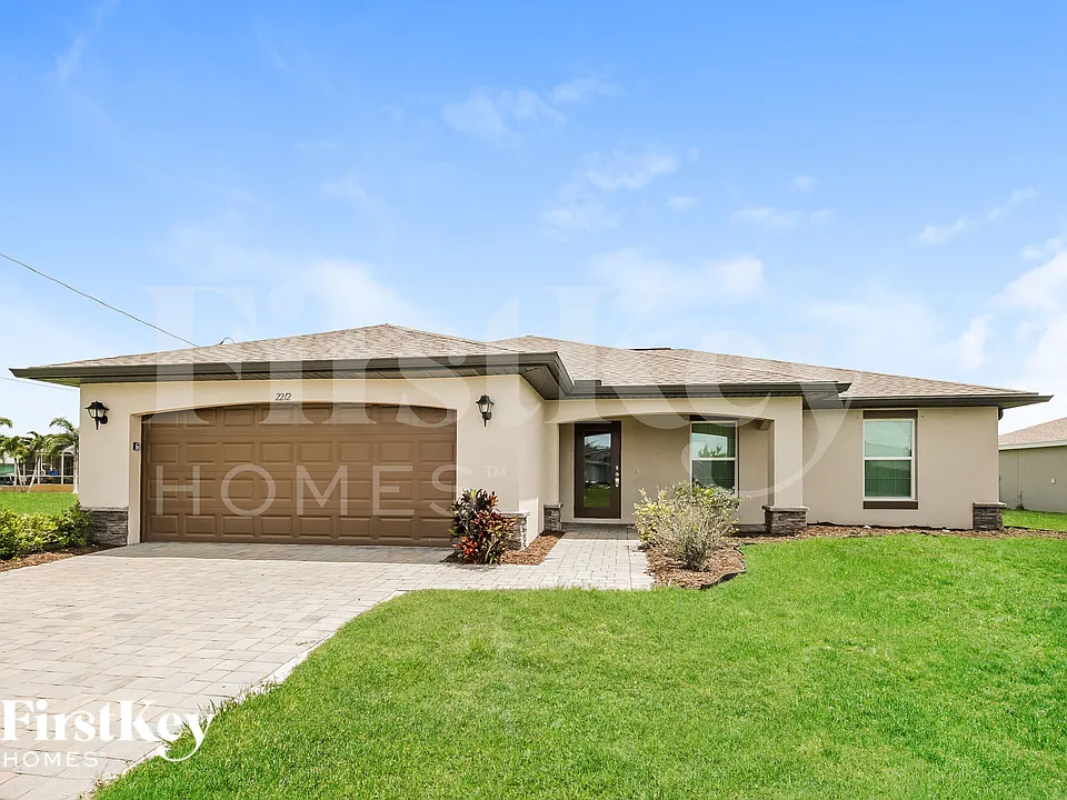 2212 NW 9th St