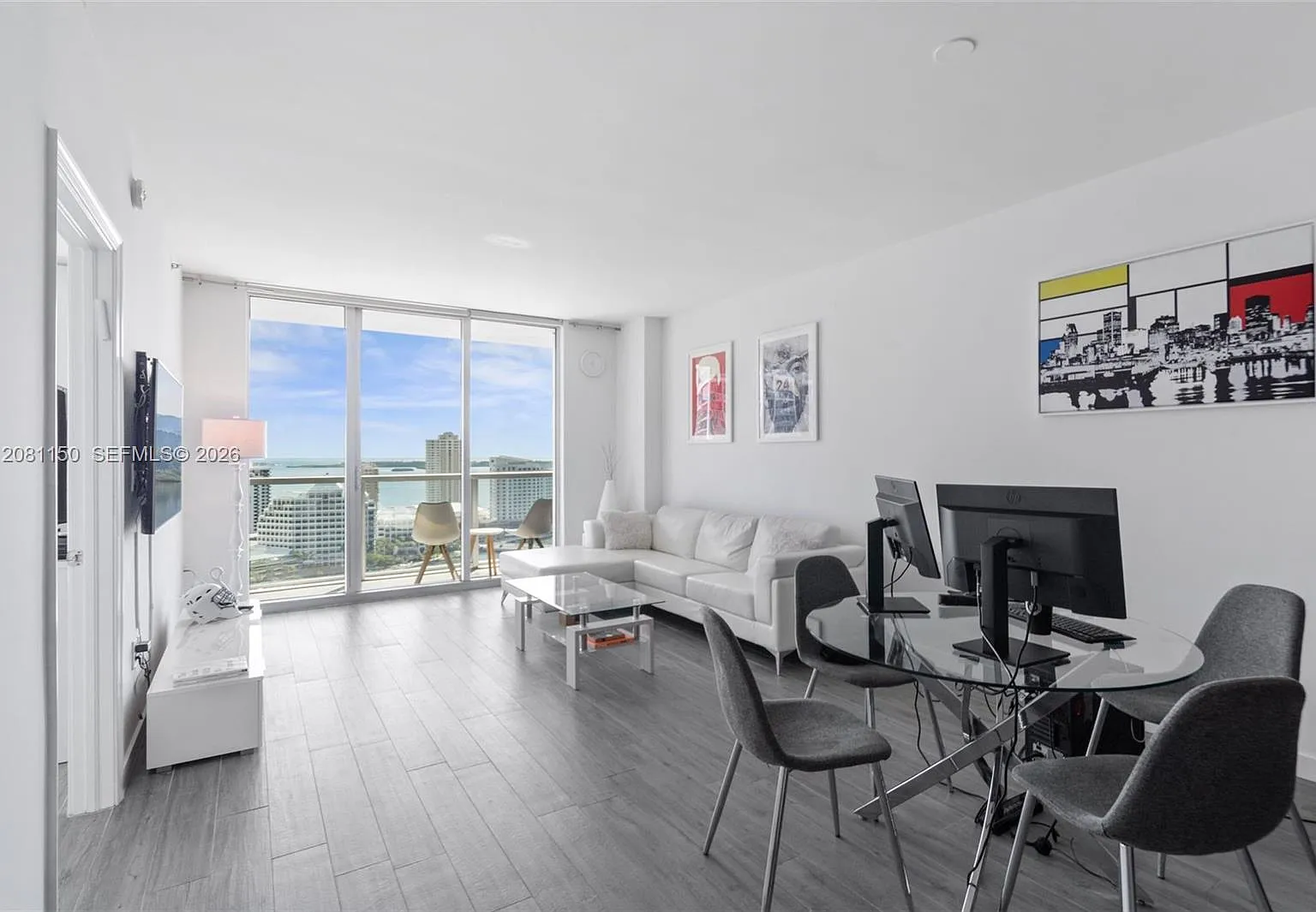 500 Brickell East Condo — Photo 4