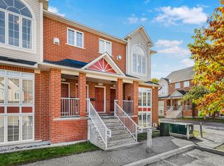 70 Edenvale Dr #146, Ottawa, ON K2K 3N6