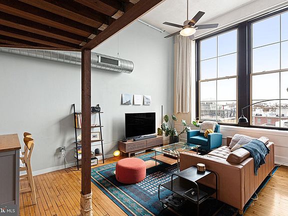 3rd image of 1201 Fitzwater St Unit 401