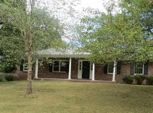412 Cardinal Rd, Russell, KY 41169