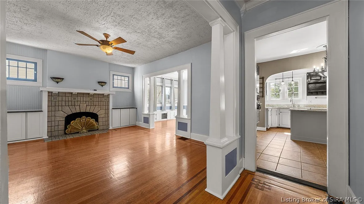 3 bed, 1.5 bath, 1580 sqft, $2,200 — Photo 3