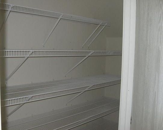5th image of 8607 Dittmar Oaks Dr