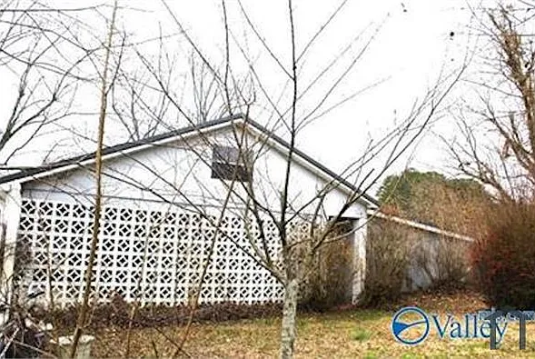 641 Guntersville Rd — Photo 3