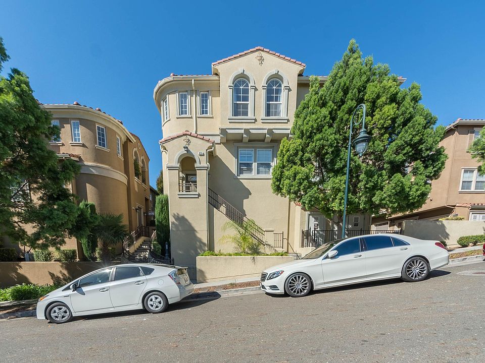 1st image of 426 Adeline Ave