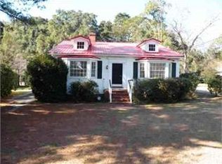 734 Ribaut Rd, Beaufort, SC 29902
