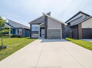 223 Manning Dr, Chatham Kent, ON N7M0S5