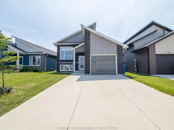 223 Manning Dr, Chatham Kent, ON N7M 0S5