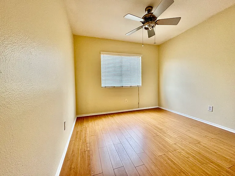 11558 Village Ridge Rd — Photo 21