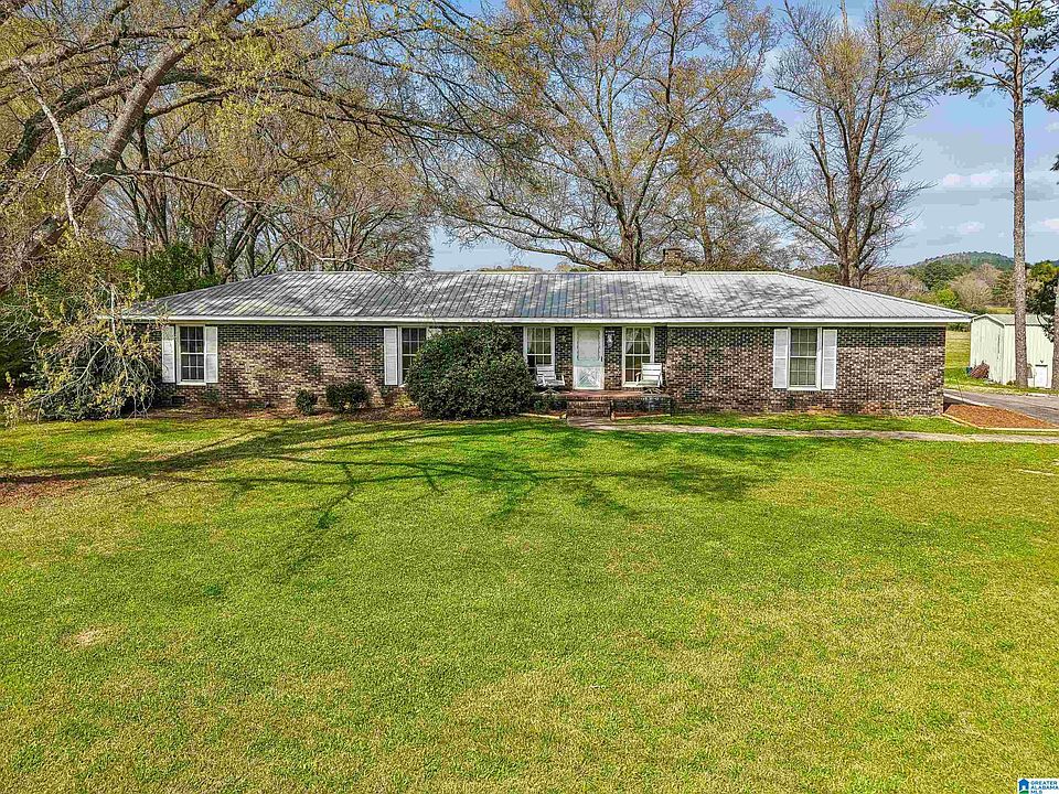 1st image of 2806 Oakdale Rd S