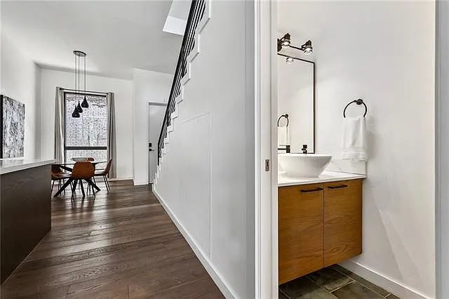 618 N Rampart St #201 — Photo 9