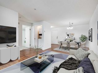 3000 W Millrise Point SW #3217, Calgary, AB T2Y3W4