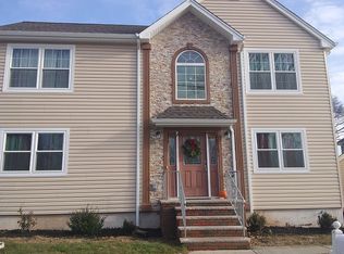 22 Hamilton Ave, Edison, NJ 08820