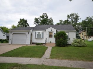 211 S 3rd St, Eden, SD 57232