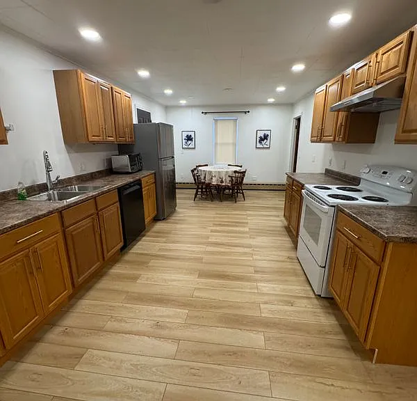 664 Chicopee St #1 — Photo 2