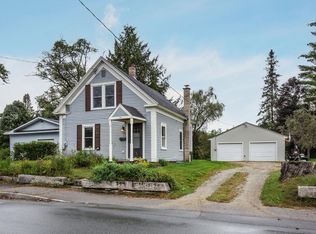 32 Mechanic St, Lancaster, NH 03584
