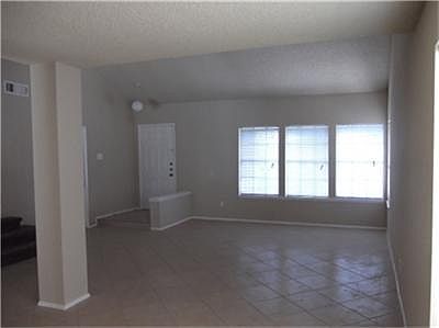 2nd image of 1819 Foxlake Dr