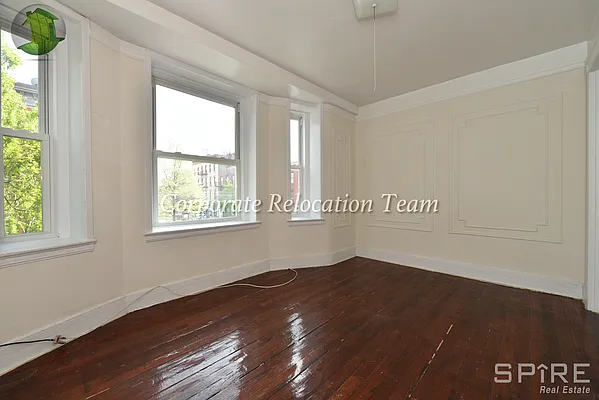 Rented by Spire Group | media 11