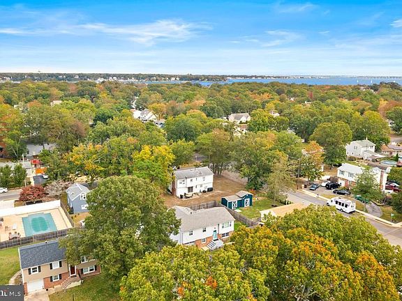 3rd image of 250 Point Pleasant Ave