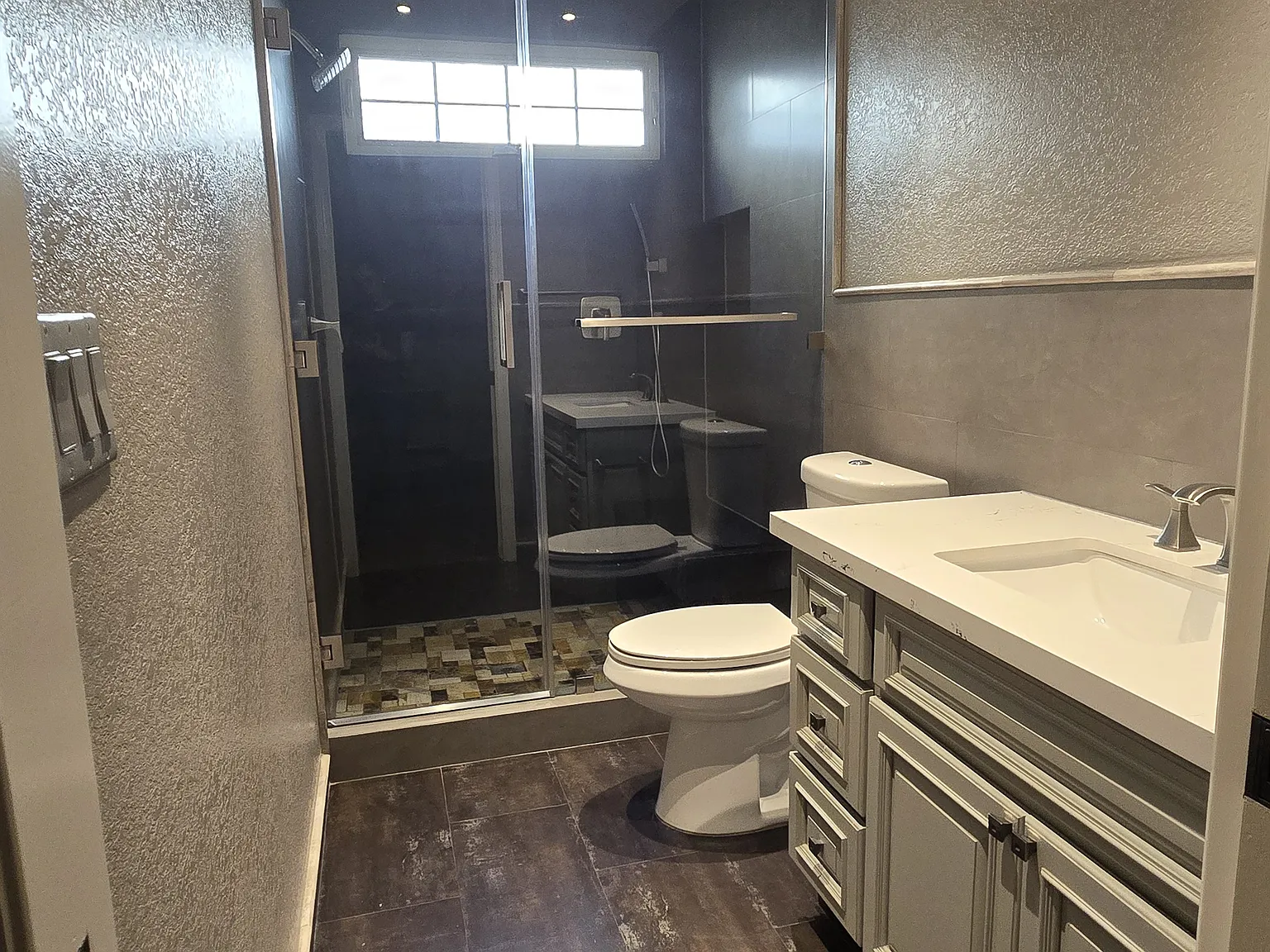 4 bed, 1581 sqft, $2,800 — Photo 3