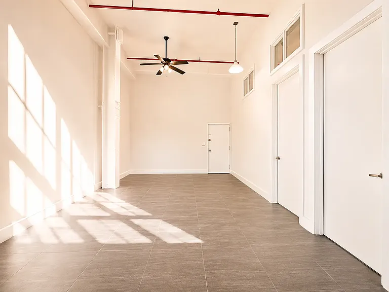 248 McKibbin St #1S — Photo 10