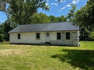 10873 Erie Rd, Irving, NY 14081