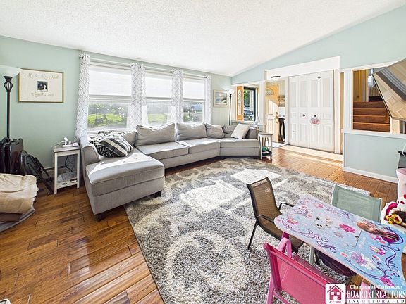 2nd image of 106 Bradley Dr