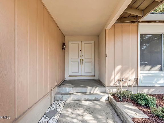 4th image of 8944 Megan Ave