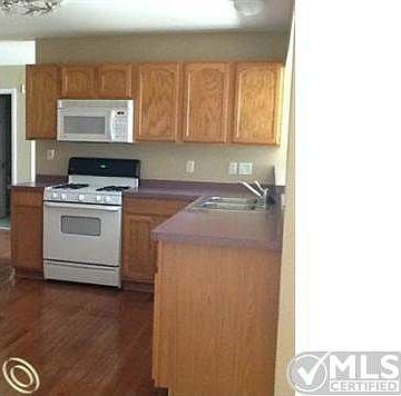 Kitchen 9.jpg