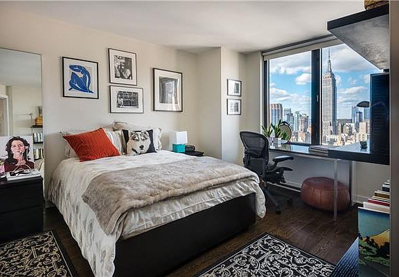 5th image of 330 E 38th St APT 50E