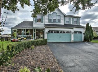 1280 Great Hunter Dr, Grove City, OH