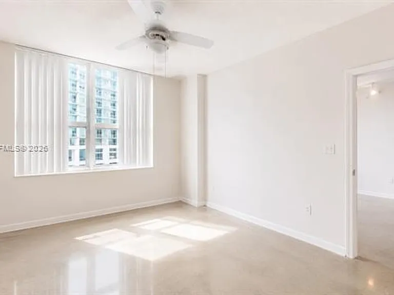 2000 N Bayshore Dr #1509 — Photo 12