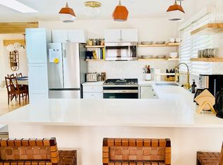 2924 Hyder Ave SE, Albuquerque, NM 87106