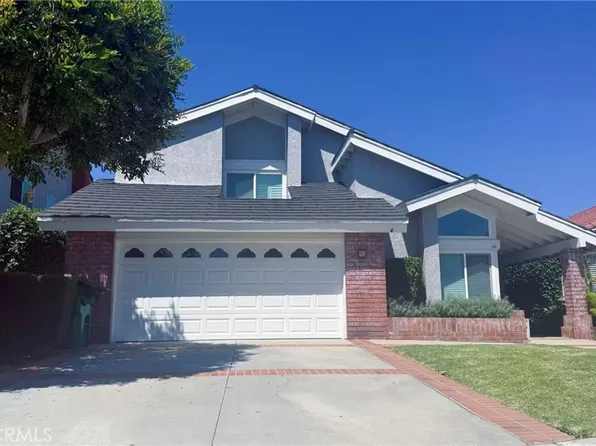 15 Ensueno E, Irvine, CA 92620