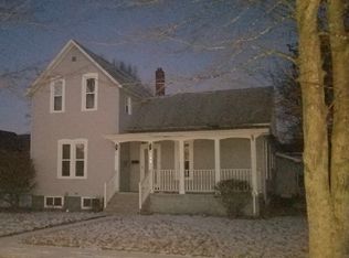 318 Wilkinson St, East Tawas, MI 48730