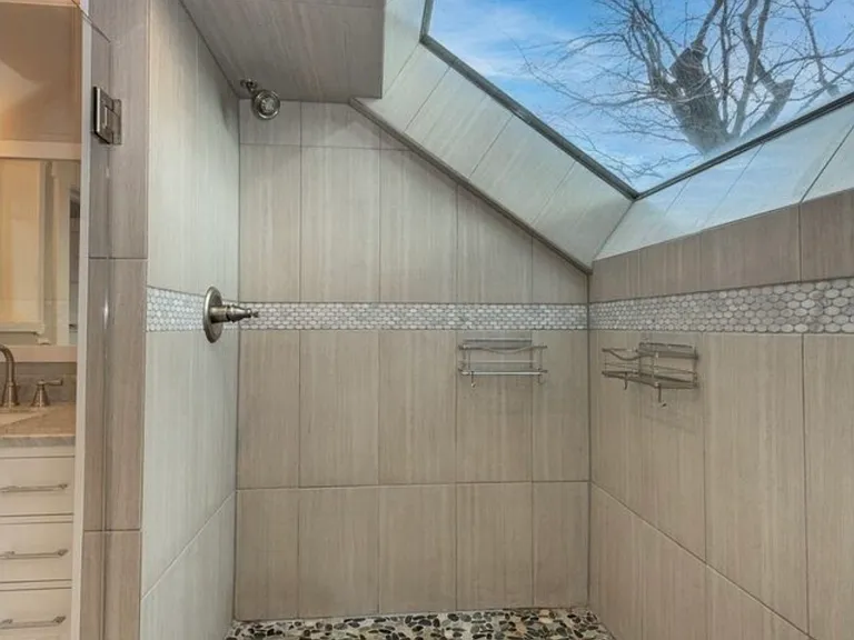 1717 Iris Ave — Photo 10